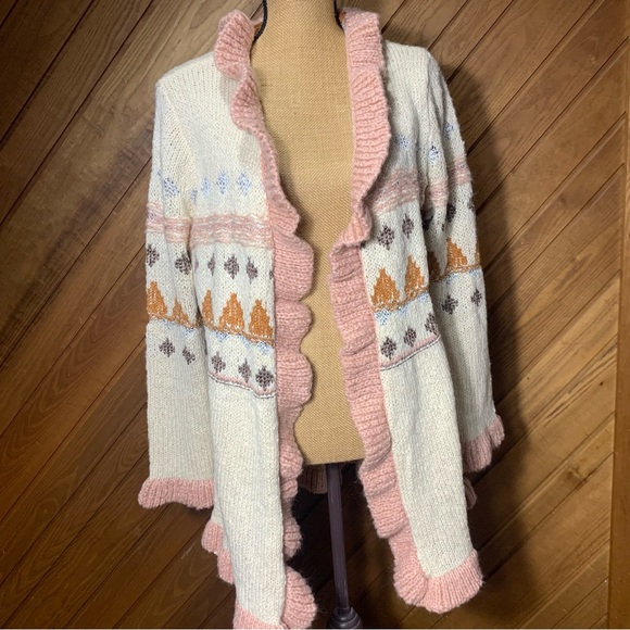 Matilda Jane Jacie Knit Winter Ruffled Cardigan size Large NWT - Picture 2 of 5